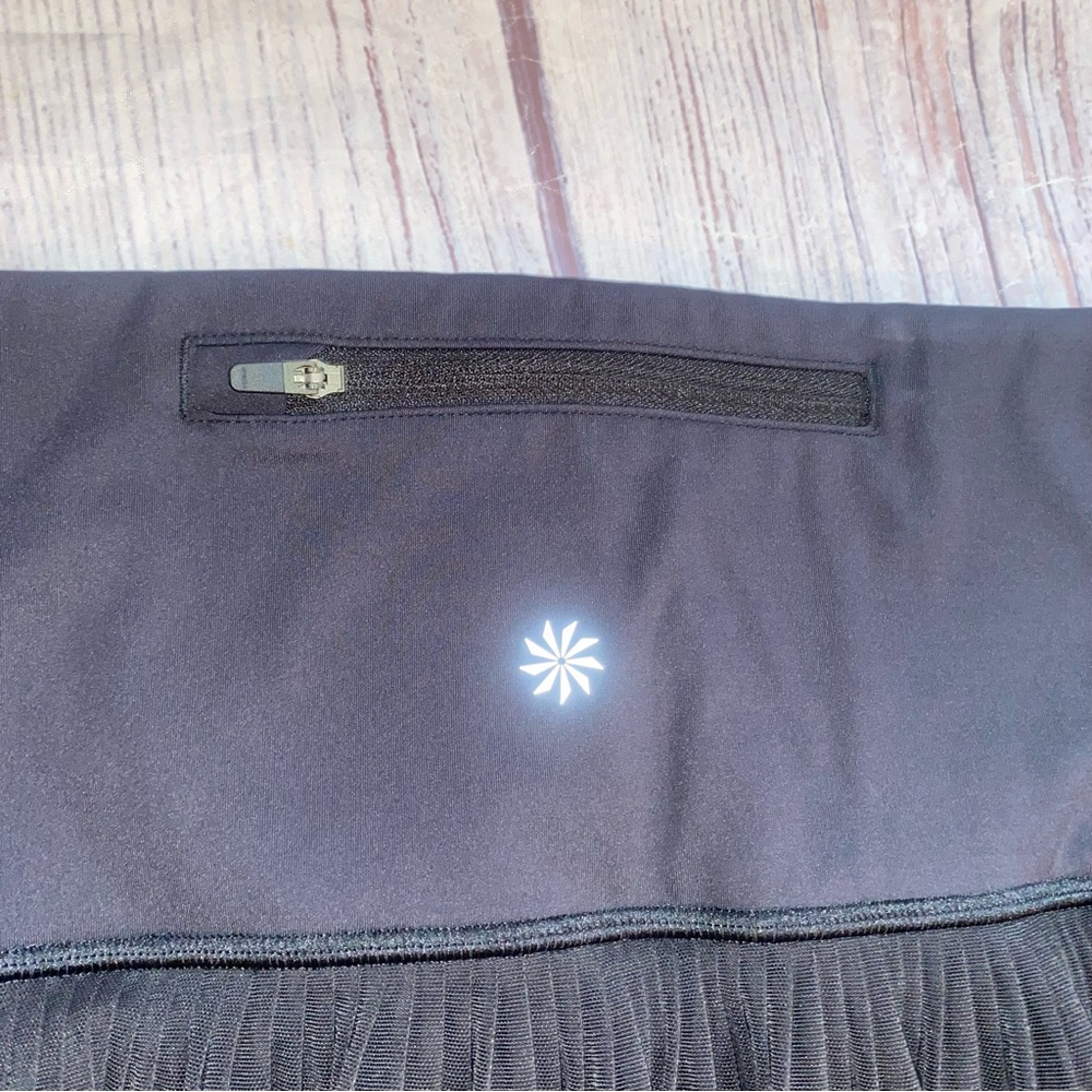 Athleta Skort Womens L Black Mesh Pleated Tennis Golf Athleisure 13.5 - Picture 6 of 10